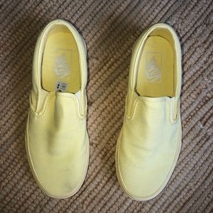 YELLOW VANS